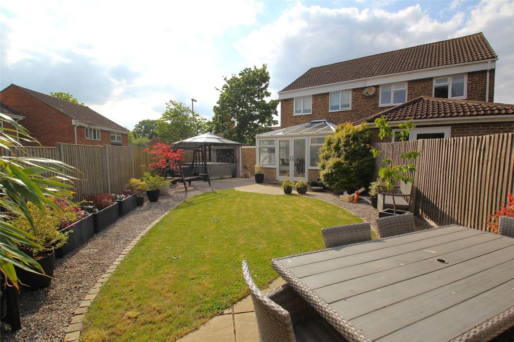 Property photo 3 of 21 Picture No. 16