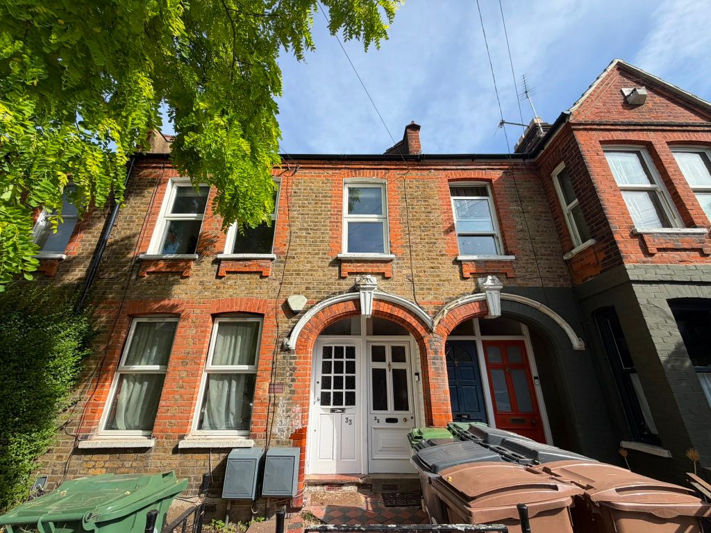 Property photo 1 of 8