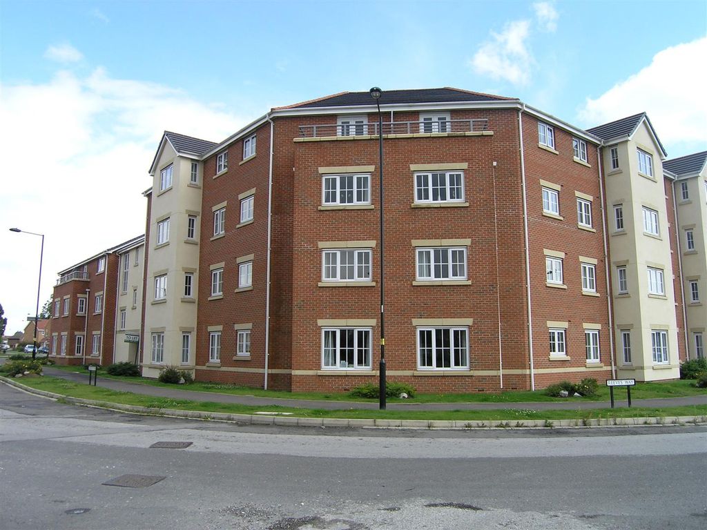 Property photo 1 of 7 Front