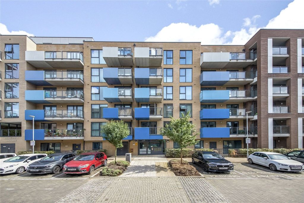 Property photo 3 of 8 Picture No. 52