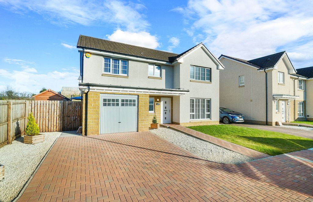 Property photo 1 of 34