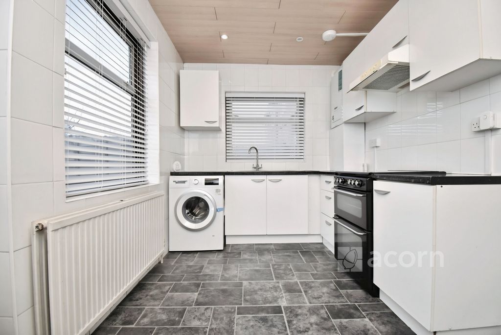 Property photo 3 of 8 E7c0c98B-Fileacce...