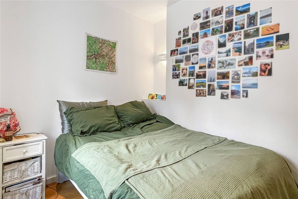 Property photo 3 of 17 Picture No. 18