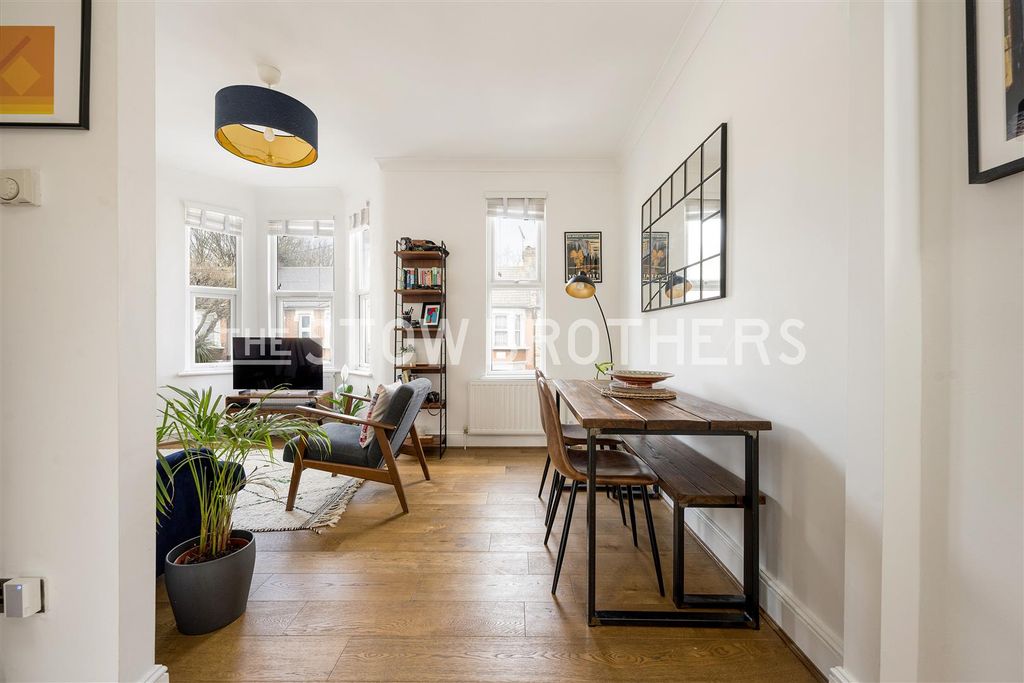 Property photo 3 of 19