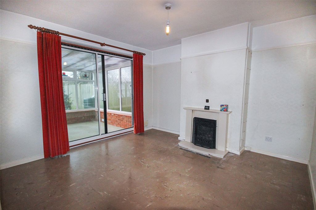 Property photo 3 of 14 Picture No. 12