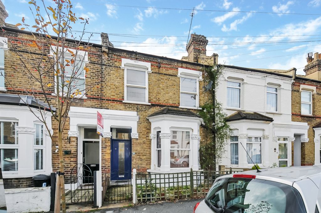 Property photo 2 of 6 Picture No. 10