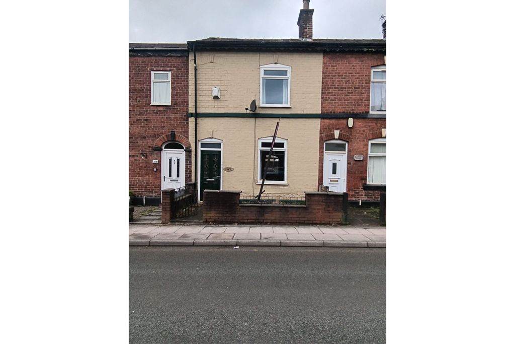 Property photo 1 of 1 Front