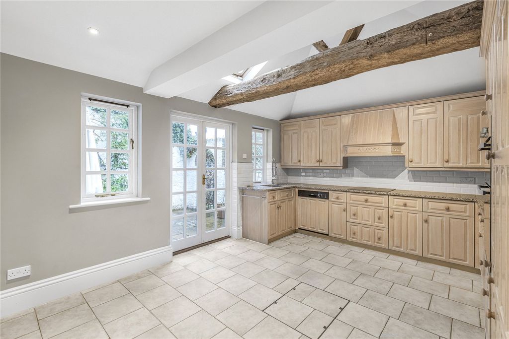 Property photo 2 of 15 Kitchen