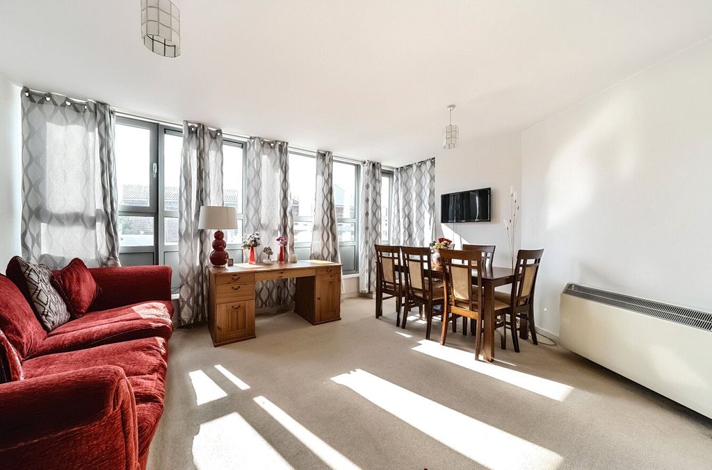 Property photo 3 of 14 Picture No. 03