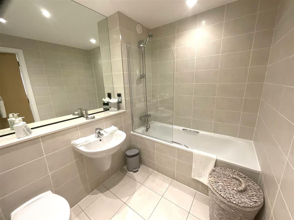 Property photo 3 of 13 392E956A-F496-46DC-B795-B21Cf3442Db2.Jpeg