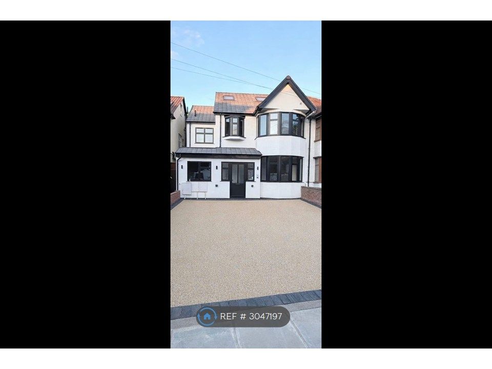 Property photo 1 of 10 Exterior