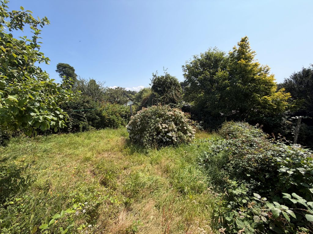 Property photo 3 of 8 7