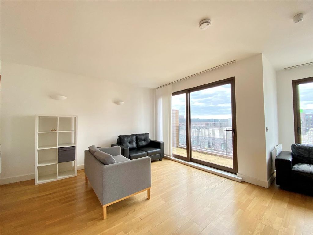 Property photo 3 of 13