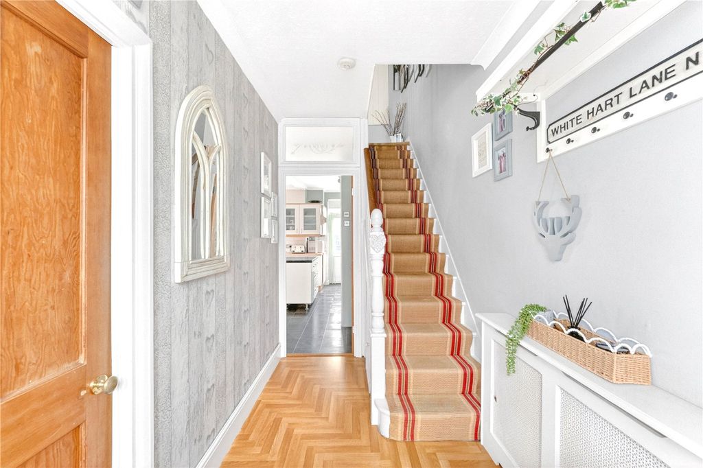 Additional image 5 of 4 bed terraced house for saleRichmond Avenue, Highams Park, London E4
