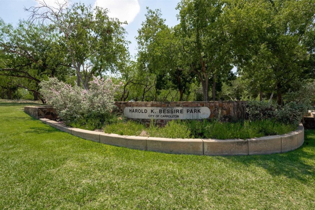 Property photo 3 of 31 <Alttext/>