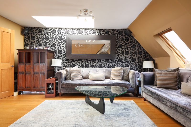 Property photo 3 of 11 Sitting Room