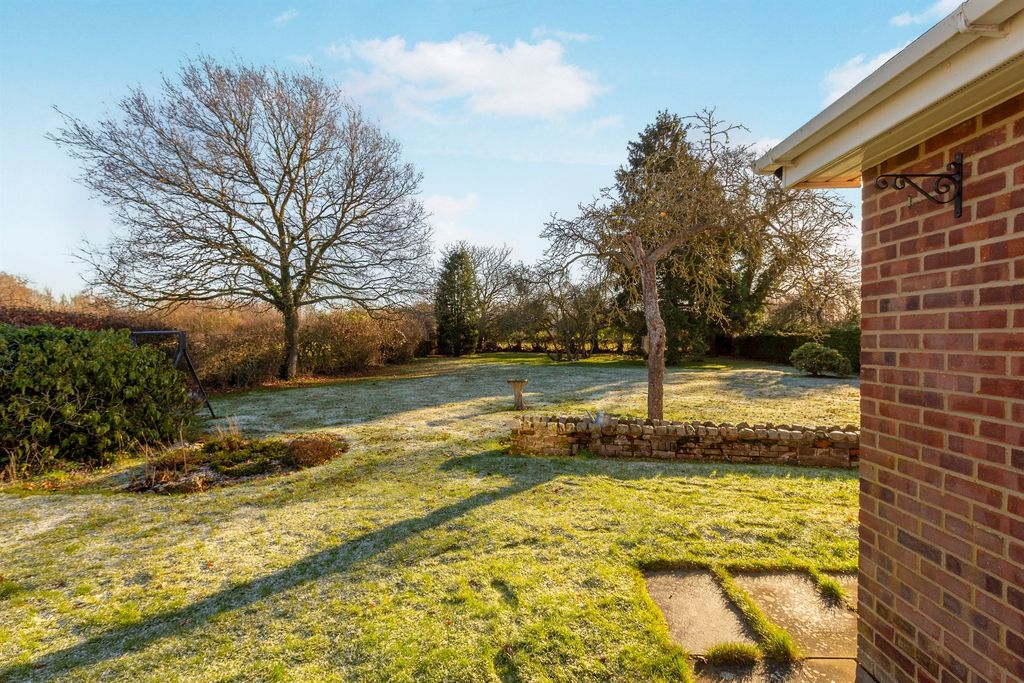 Property photo 3 of 20