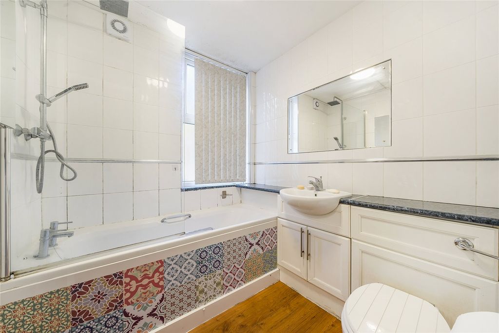 Property photo 3 of 14 Picture No. 08