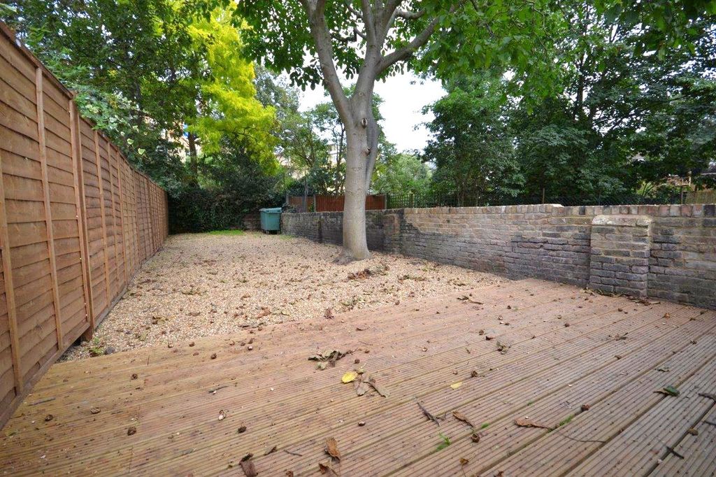 Property photo 3 of 11