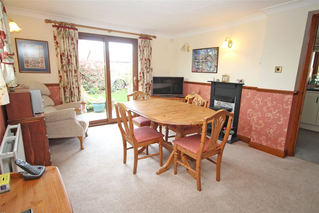Property photo 3 of 19 Picture No. 10