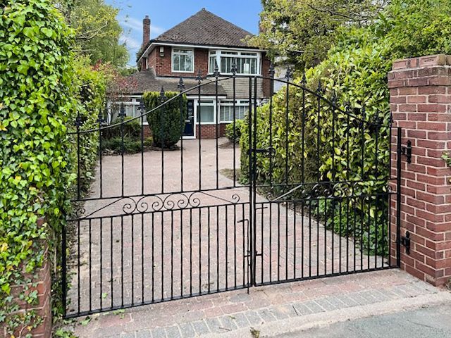 Property photo 2 of 19