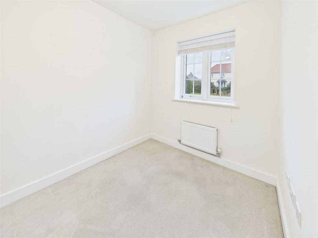 Property photo 3 of 13 Cam04063G0-Pr0139-Still006.Jpg