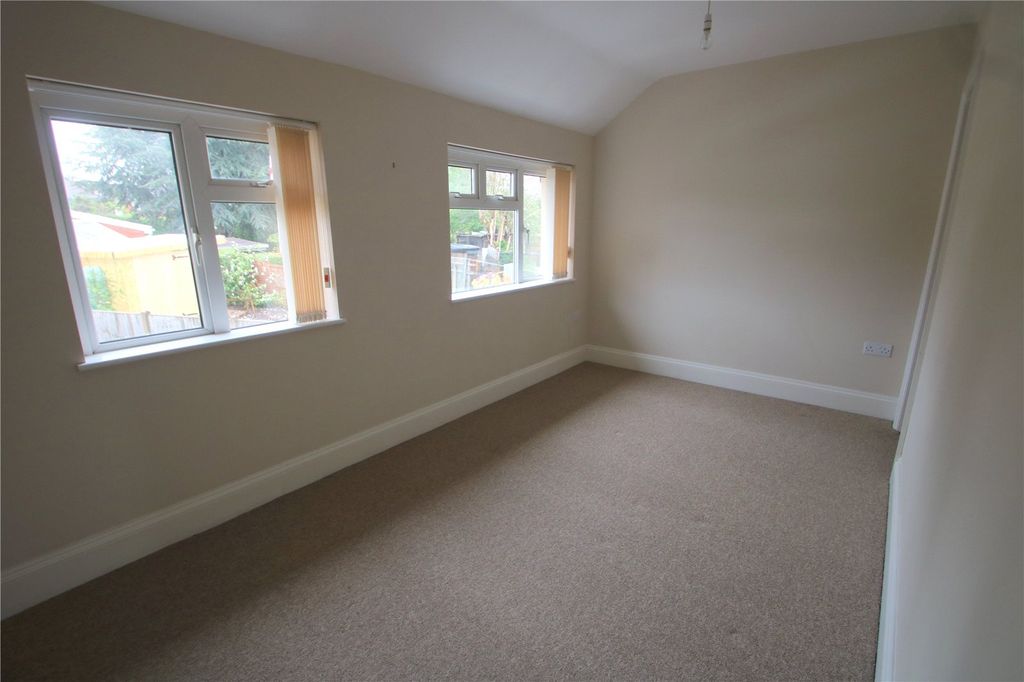 Property photo 3 of 5 Picture No. 13