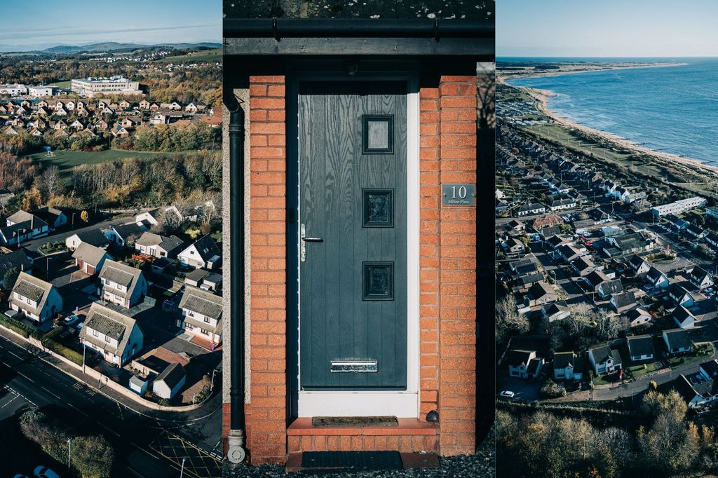 Property photo 2 of 16 Detail