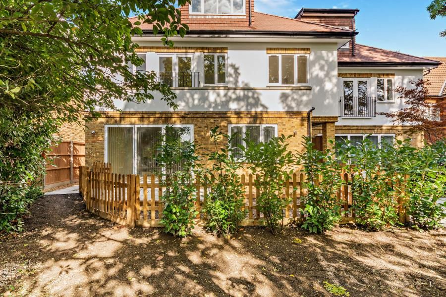 Property photo 1 of 9