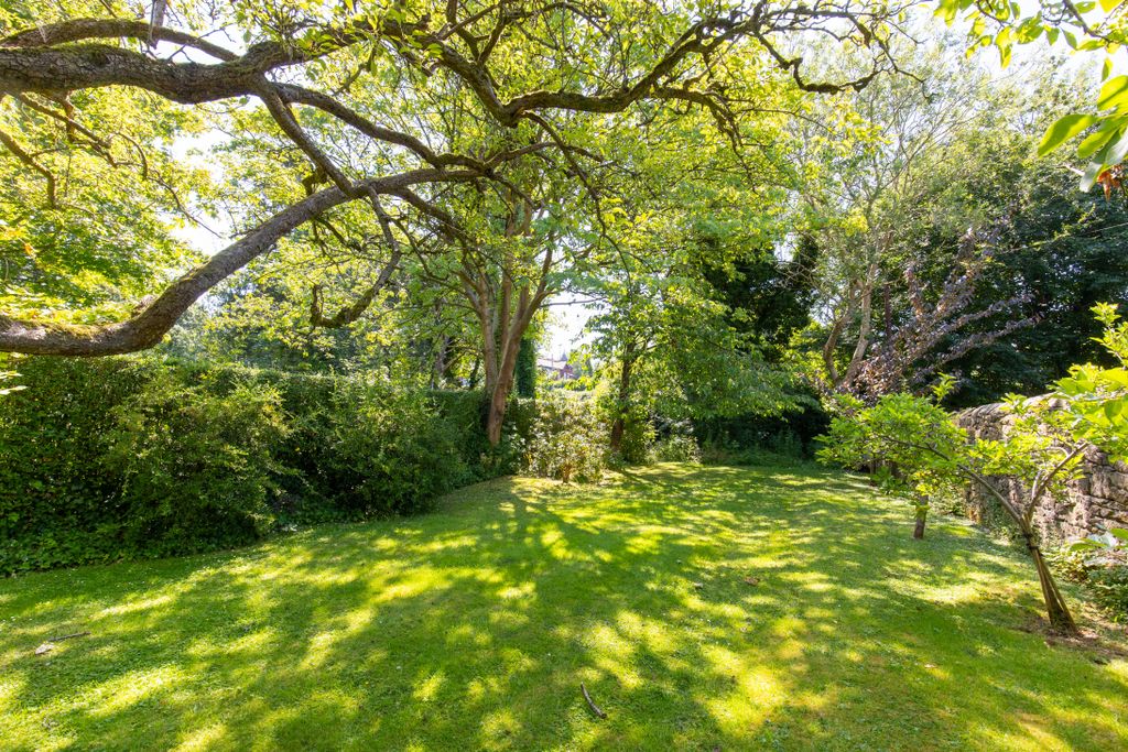 Property photo 3 of 26