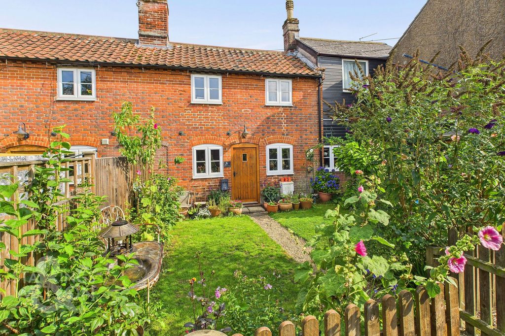 Property photo 1 of 18