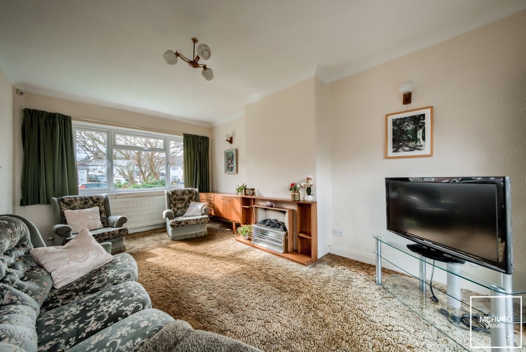 Property photo 2 of 12 Xt5A0484-Hdr(3)