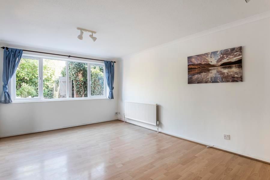 Property photo 3 of 8