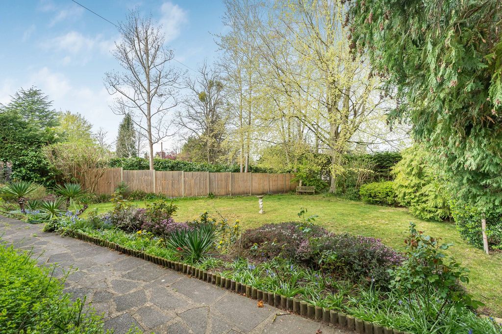 Property photo 2 of 23