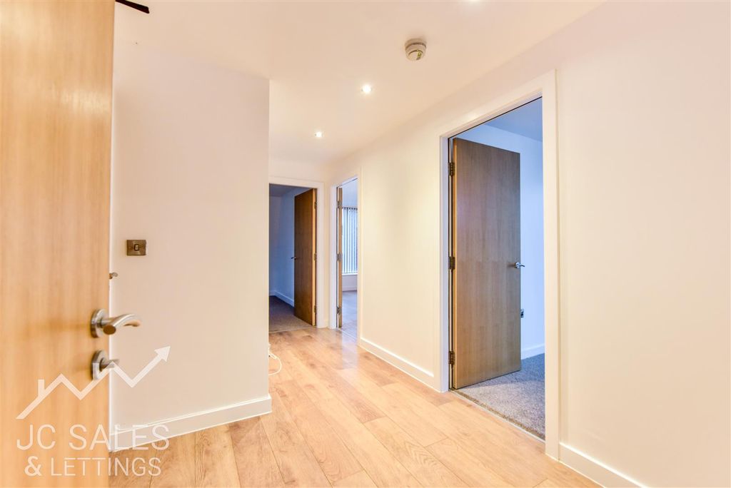 Property photo 2 of 15 Dsc_3704.Jpg