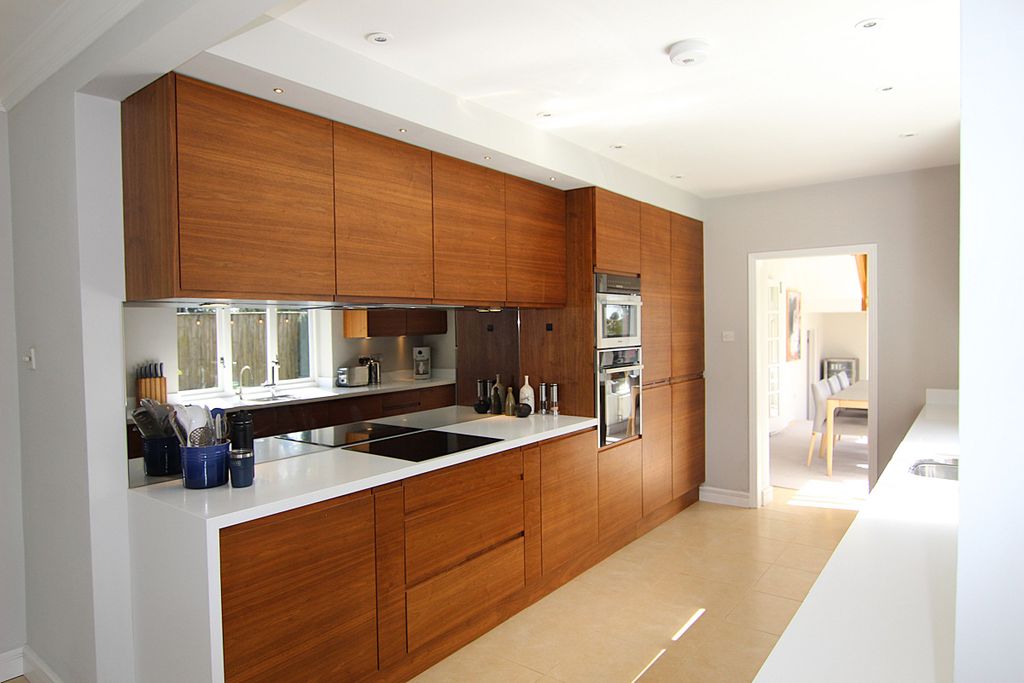 Property photo 2 of 27