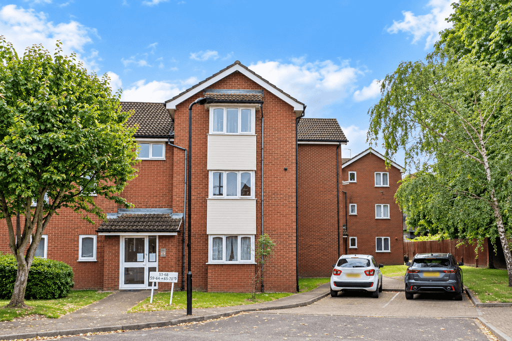 Property photo 1 of 1 2nd Floor , 1 (One ) Bedroom Flat Purpose Built In Vicarage Road Northolt Ub5   Rent £1350 Pcm Plus Bills