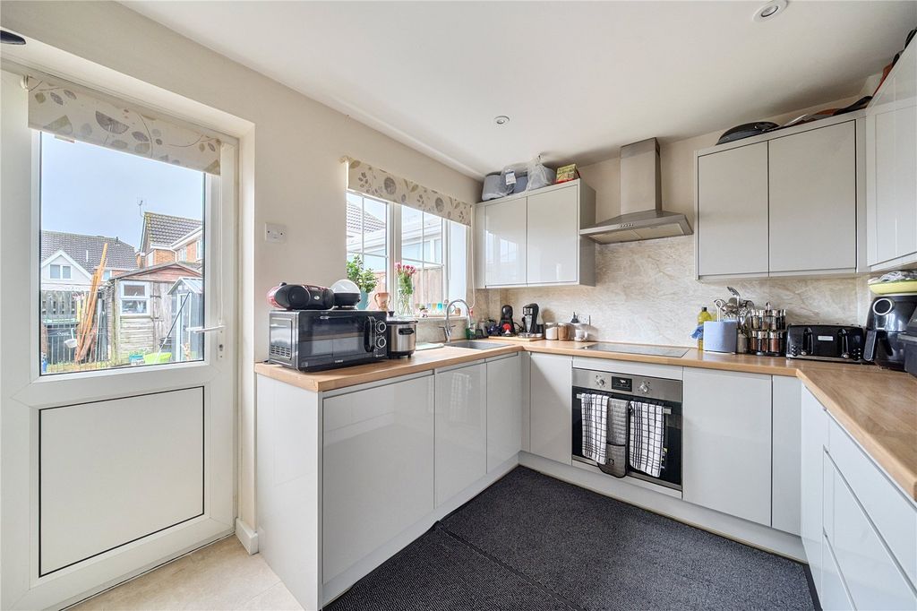 Property photo 3 of 6 Picture No. 05