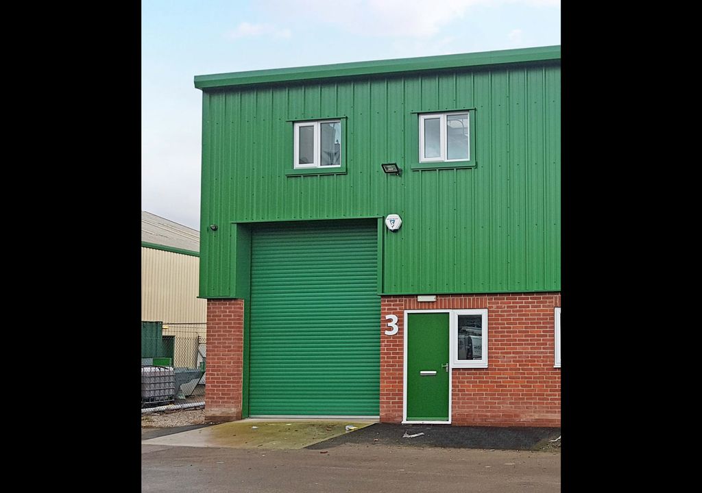 Property photo 1 of 1