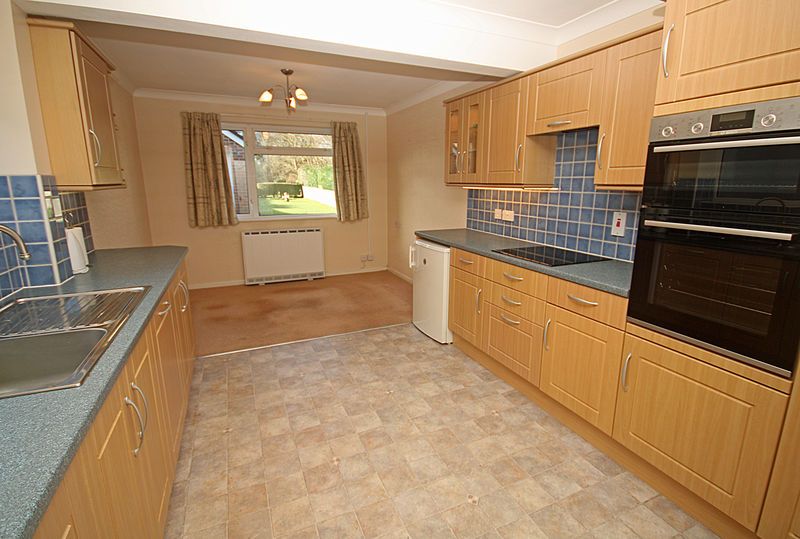 Property photo 2 of 13 Kitchen