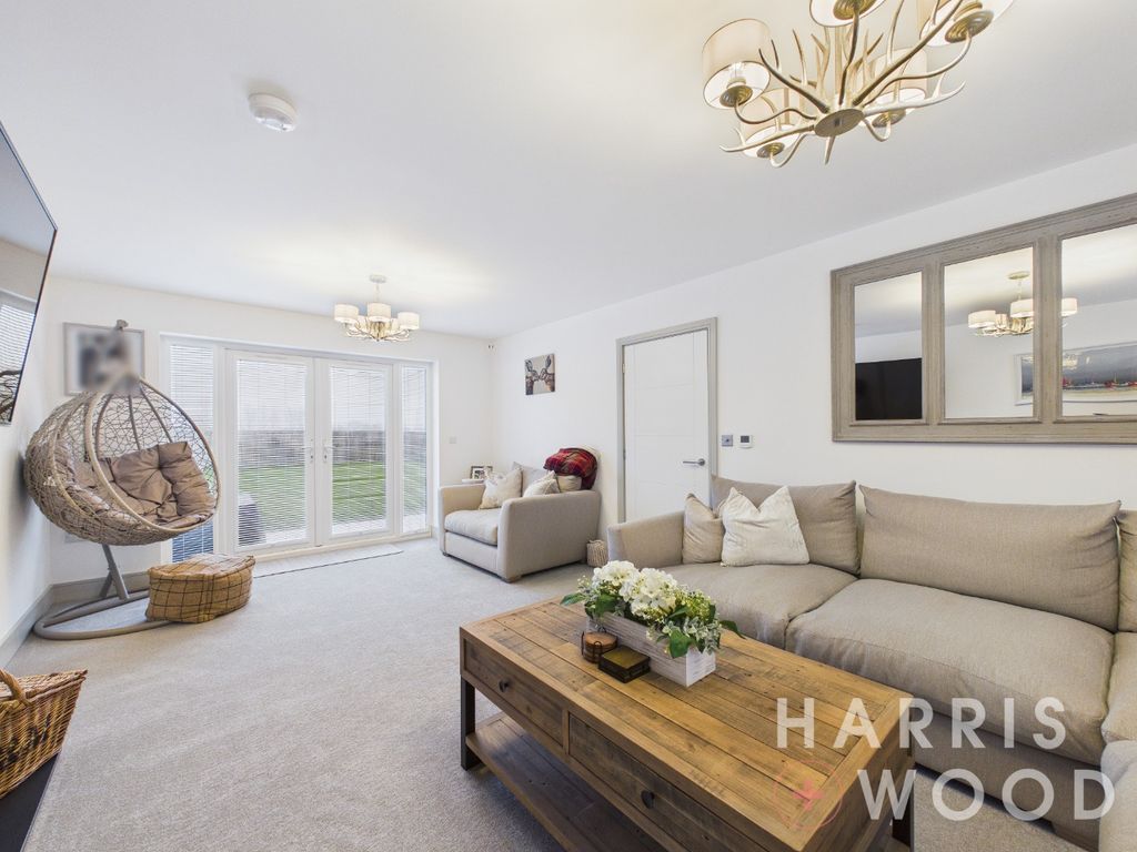 Property photo 2 of 37 4706592