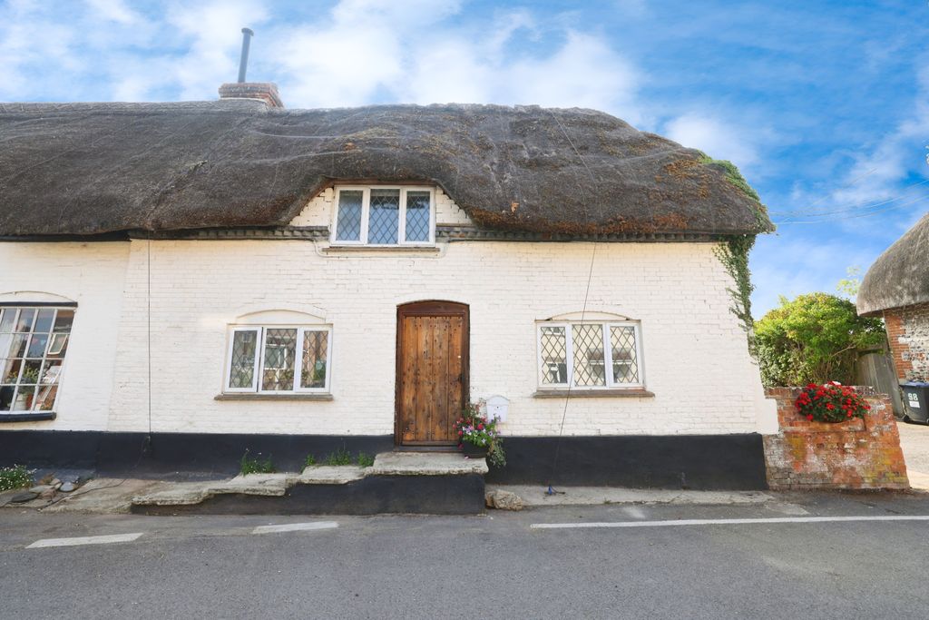 Property photo 1 of 16