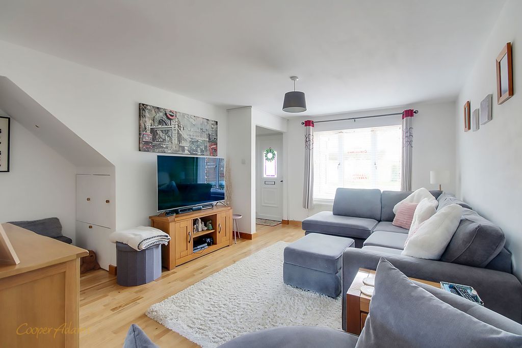 Property photo 3 of 13 Living Room