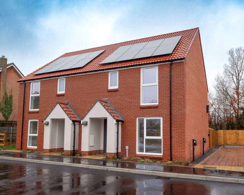 Property photo 1 of 7 Picture No. 21