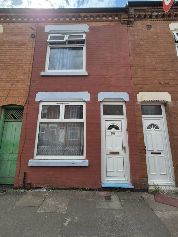 Property photo 1 of 1 Front