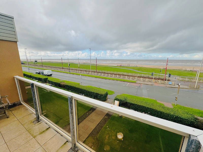 Property photo 3 of 25 Balcony