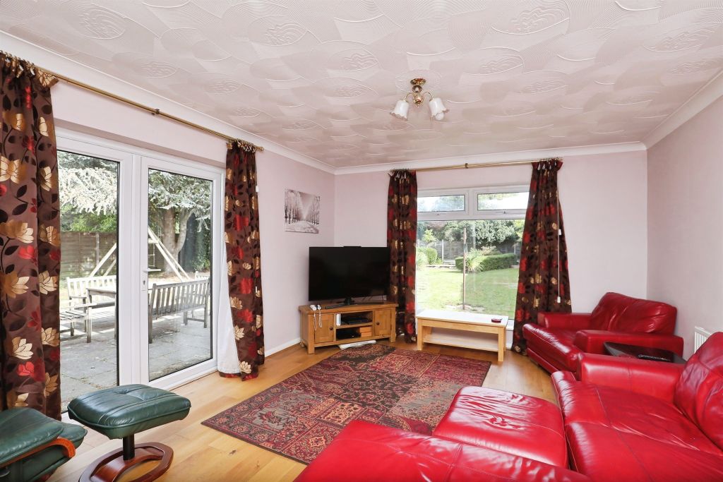 Property photo 2 of 22