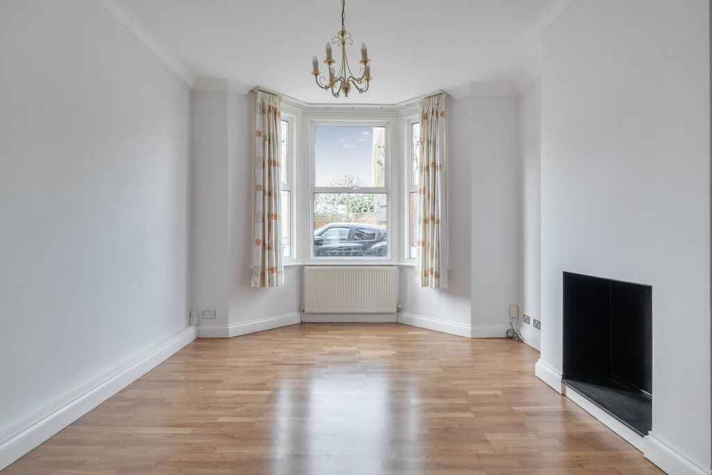 Property photo 2 of 13 Picture No. 20