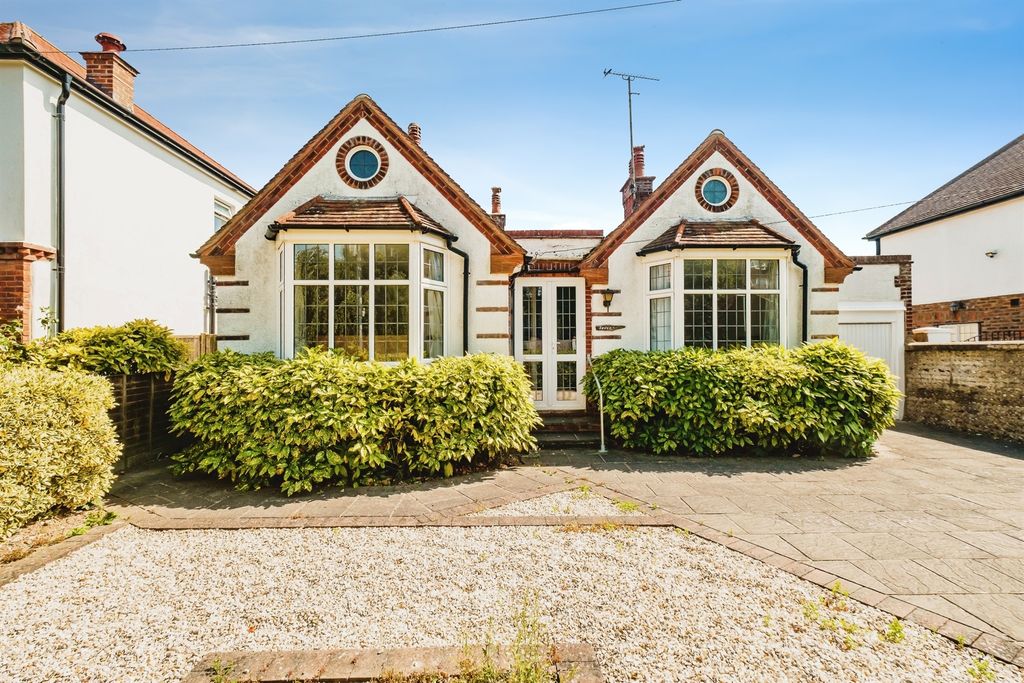 Property photo 1 of 15