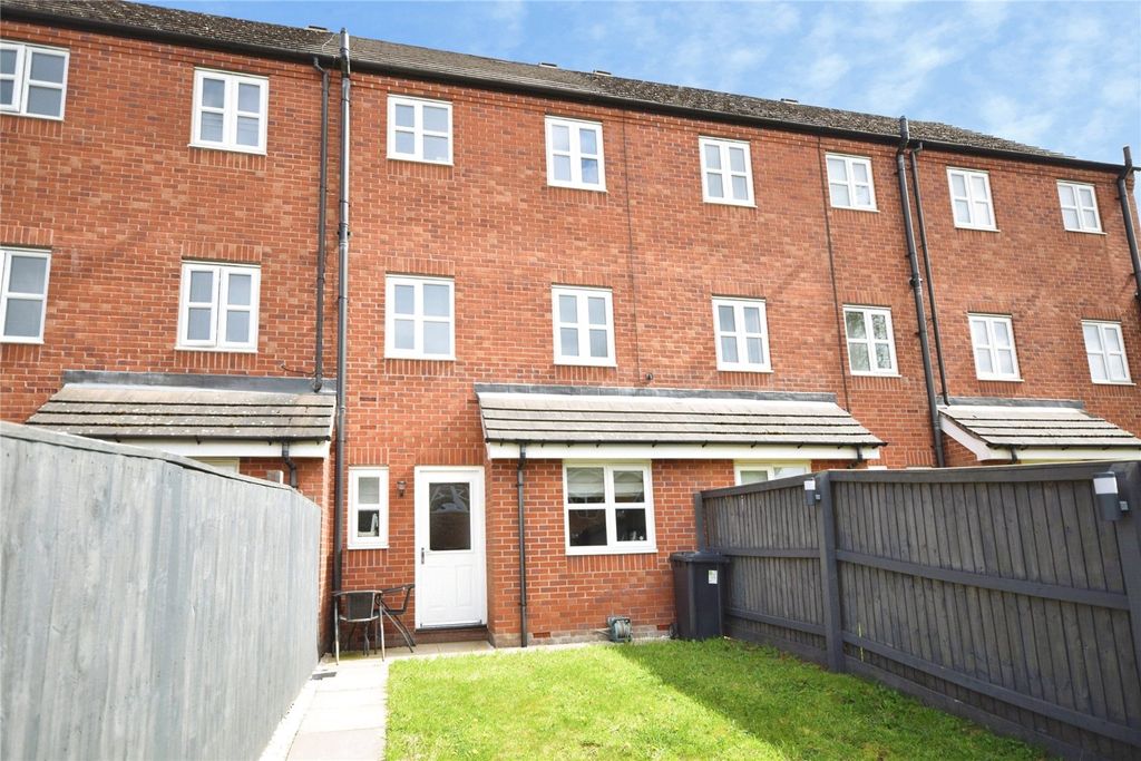 Property photo 3 of 19 Rear Garden